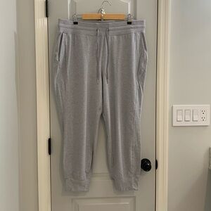 Lululemon Ready To Rulu Classic Fit High-Rise Jogger Size 16 Gray Like New